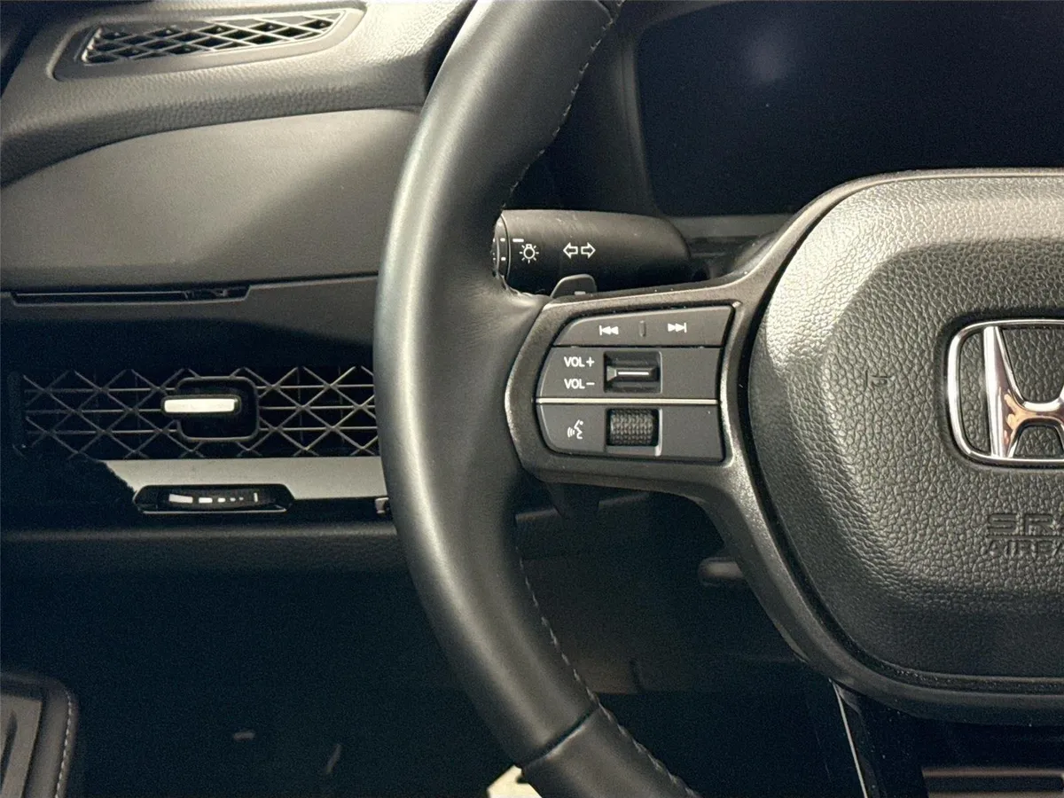 2024 Honda Accord Hybrid Sport thumbnail 16