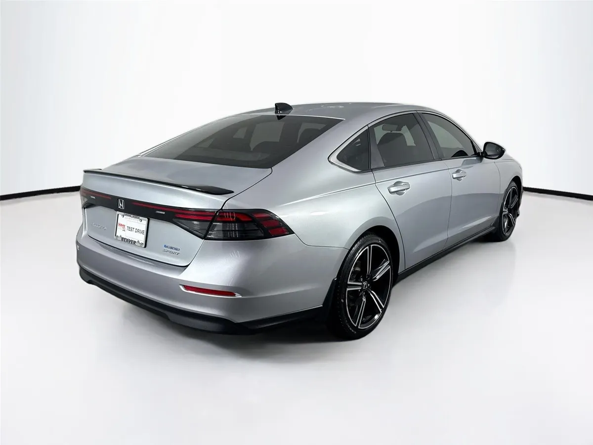2024 Honda Accord Hybrid Sport thumbnail 2