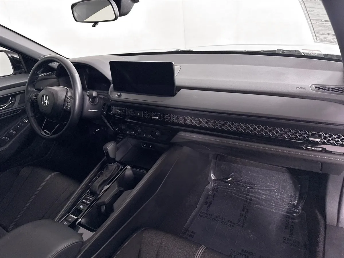 2024 Honda Accord Hybrid Sport thumbnail 40