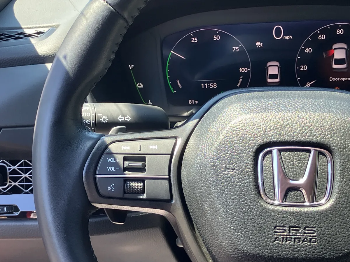 2024 Honda Accord Hybrid Sport-L Sedan thumbnail 21