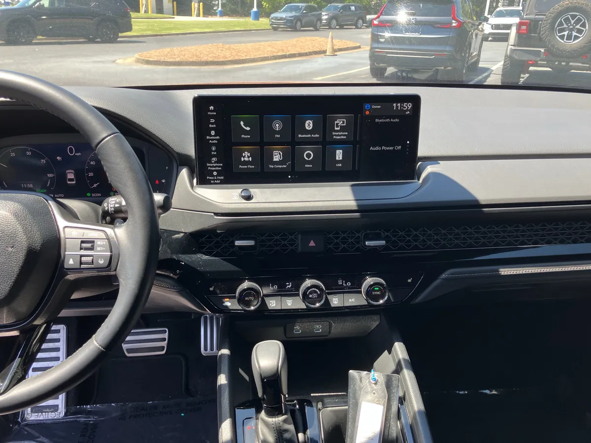 2024 Honda Accord Hybrid Sport-L Sedan thumbnail 25