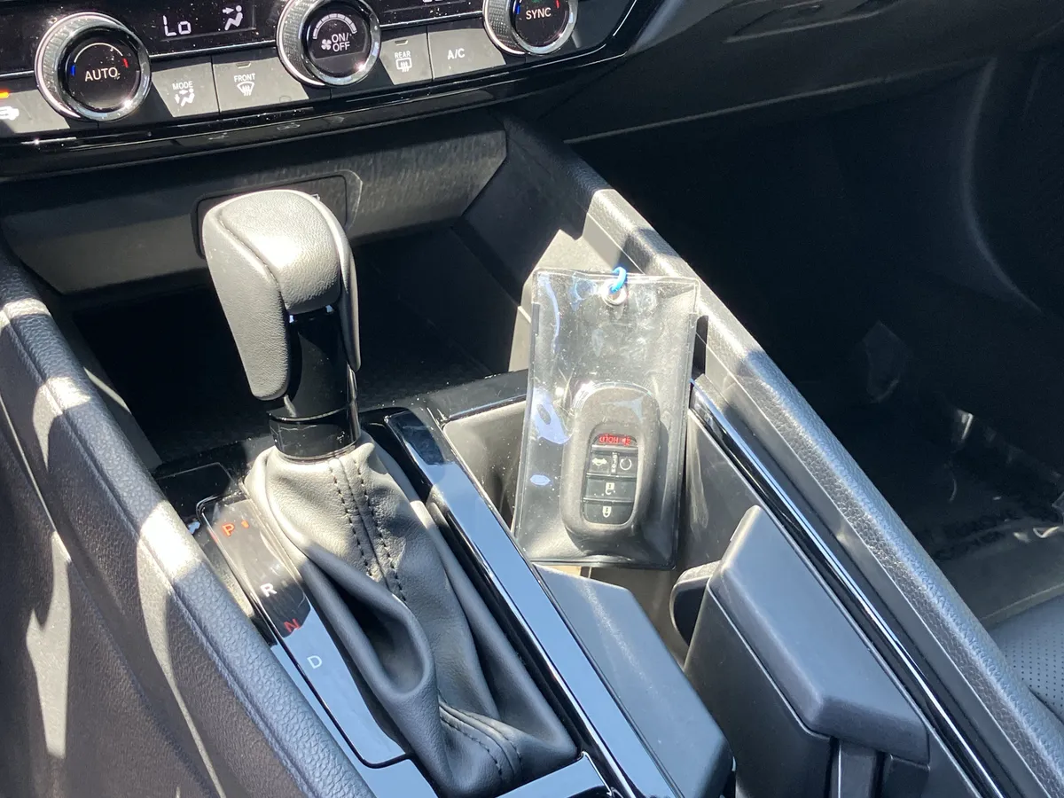 2024 Honda Accord Hybrid Sport-L Sedan thumbnail 28
