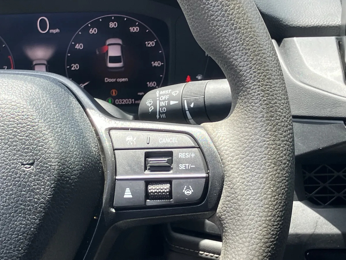 2024 Honda Accord LX CVT thumbnail 22