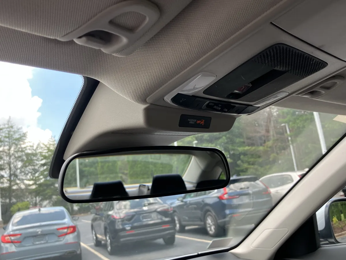 2024 Honda Accord LX CVT thumbnail 29