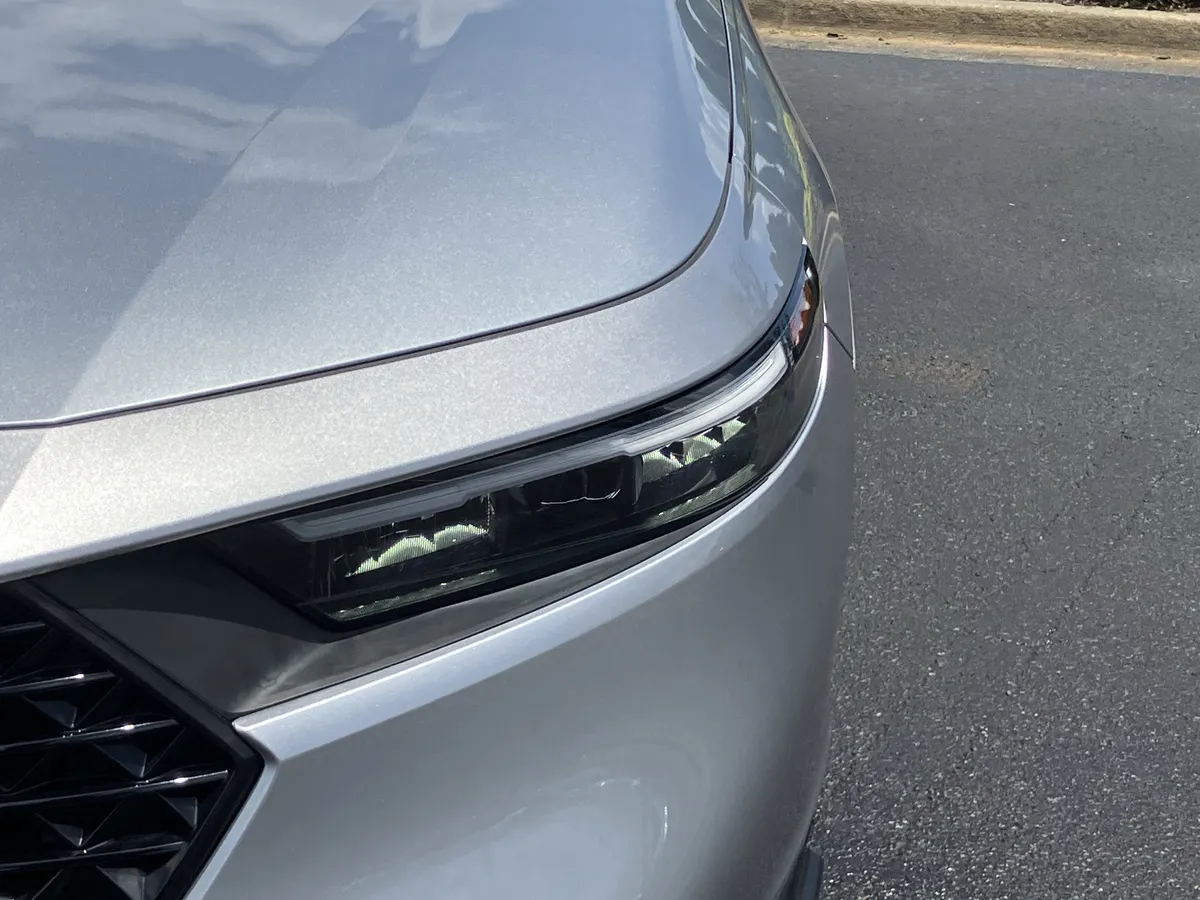 2024 Honda Accord LX CVT thumbnail 5