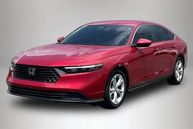 2024 Honda Accord LX thumbnail 2