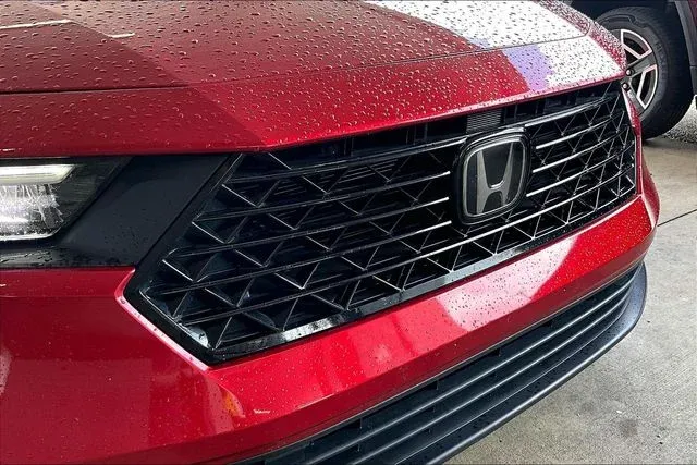 2024 Honda Accord LX thumbnail 27