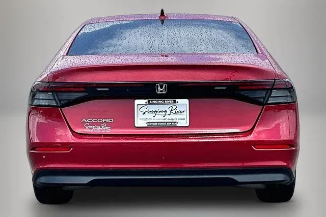 2024 Honda Accord LX thumbnail 6