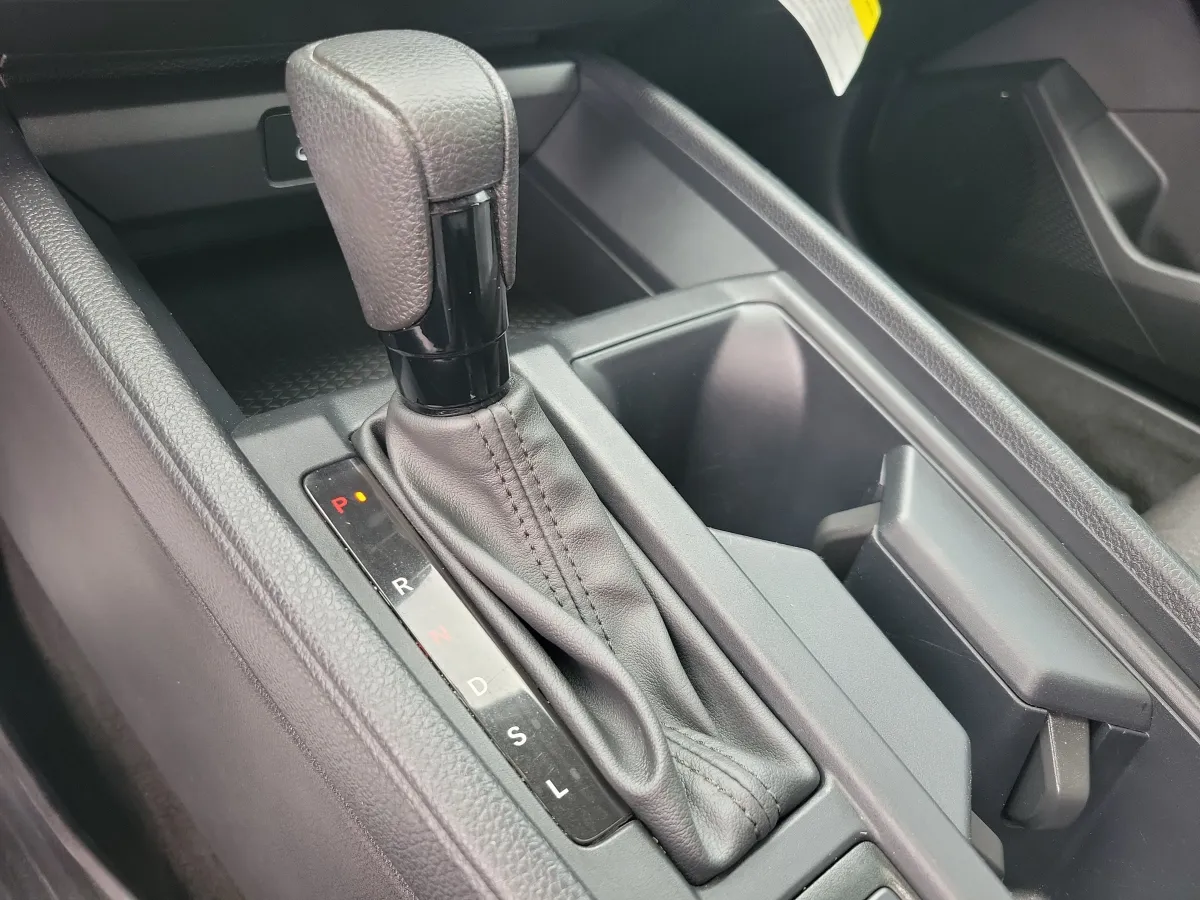 2024 Honda Accord Sedan EX thumbnail 12
