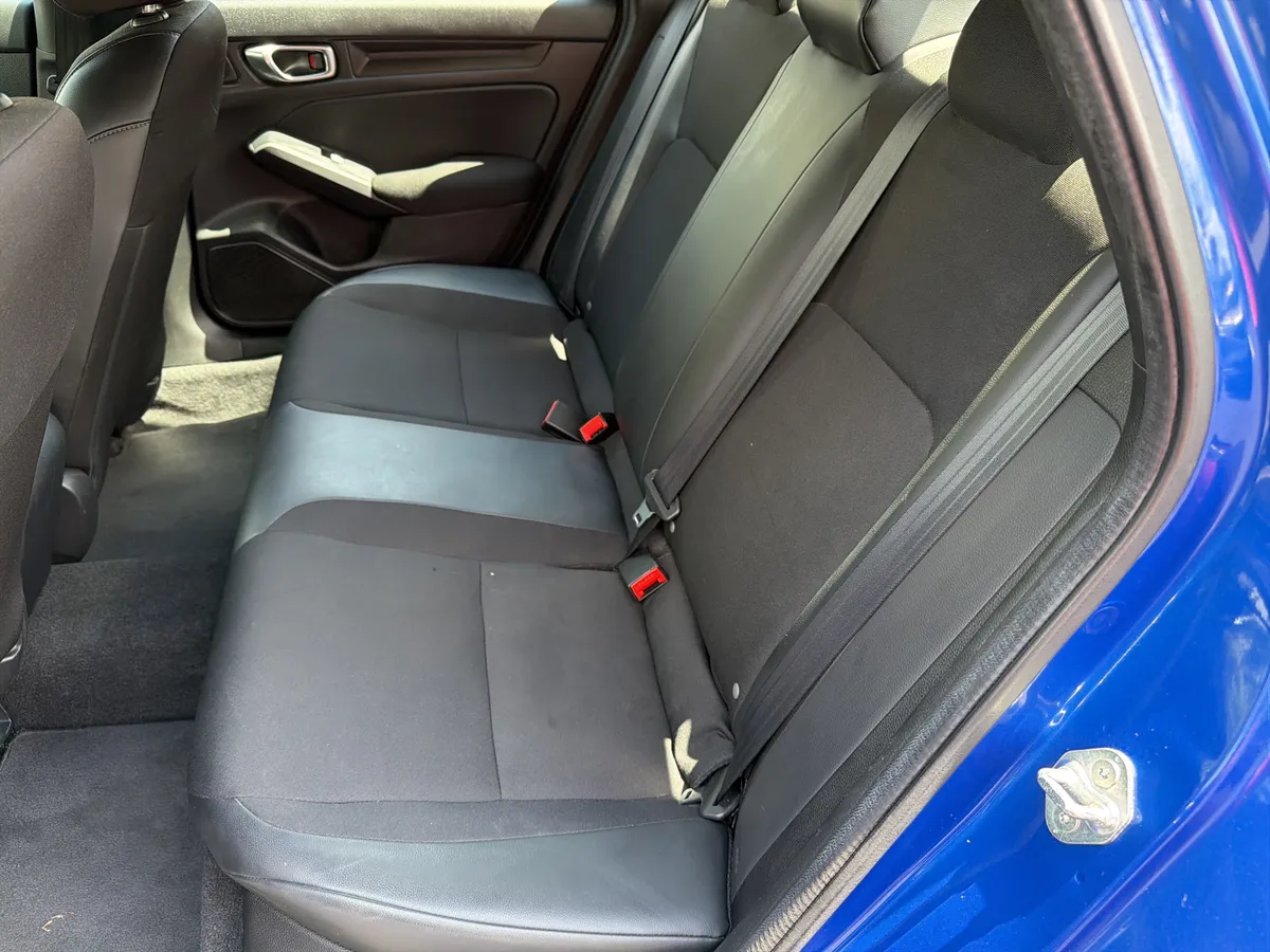 2024 Honda Civic Sedan Sport thumbnail 17