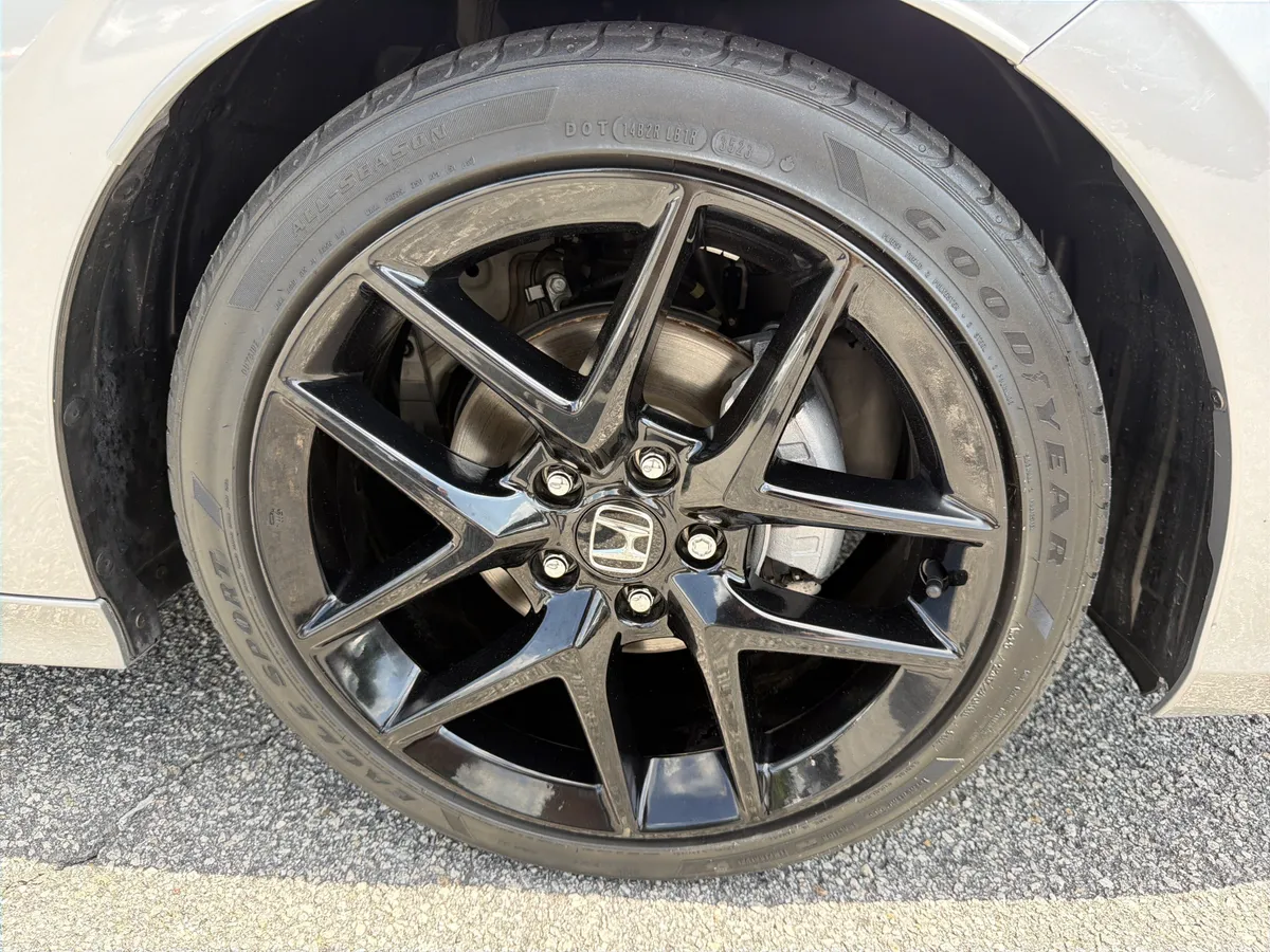 2024 Honda Civic Sport thumbnail 22