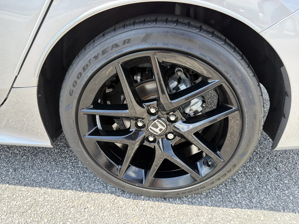 2024 Honda Civic Sport thumbnail 28