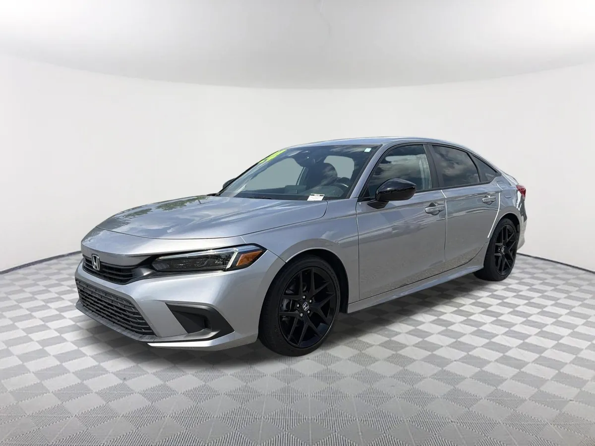 2024 Honda Civic Sport thumbnail 3