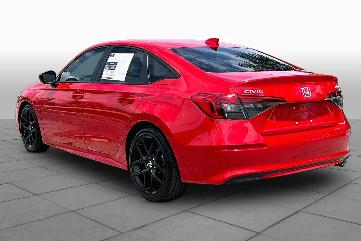 2024 Honda Civic Sport thumbnail 12