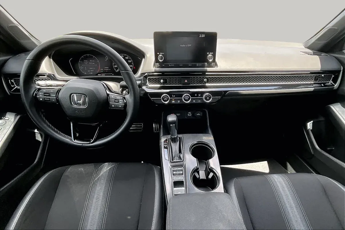 2024 Honda Civic Sport thumbnail 16
