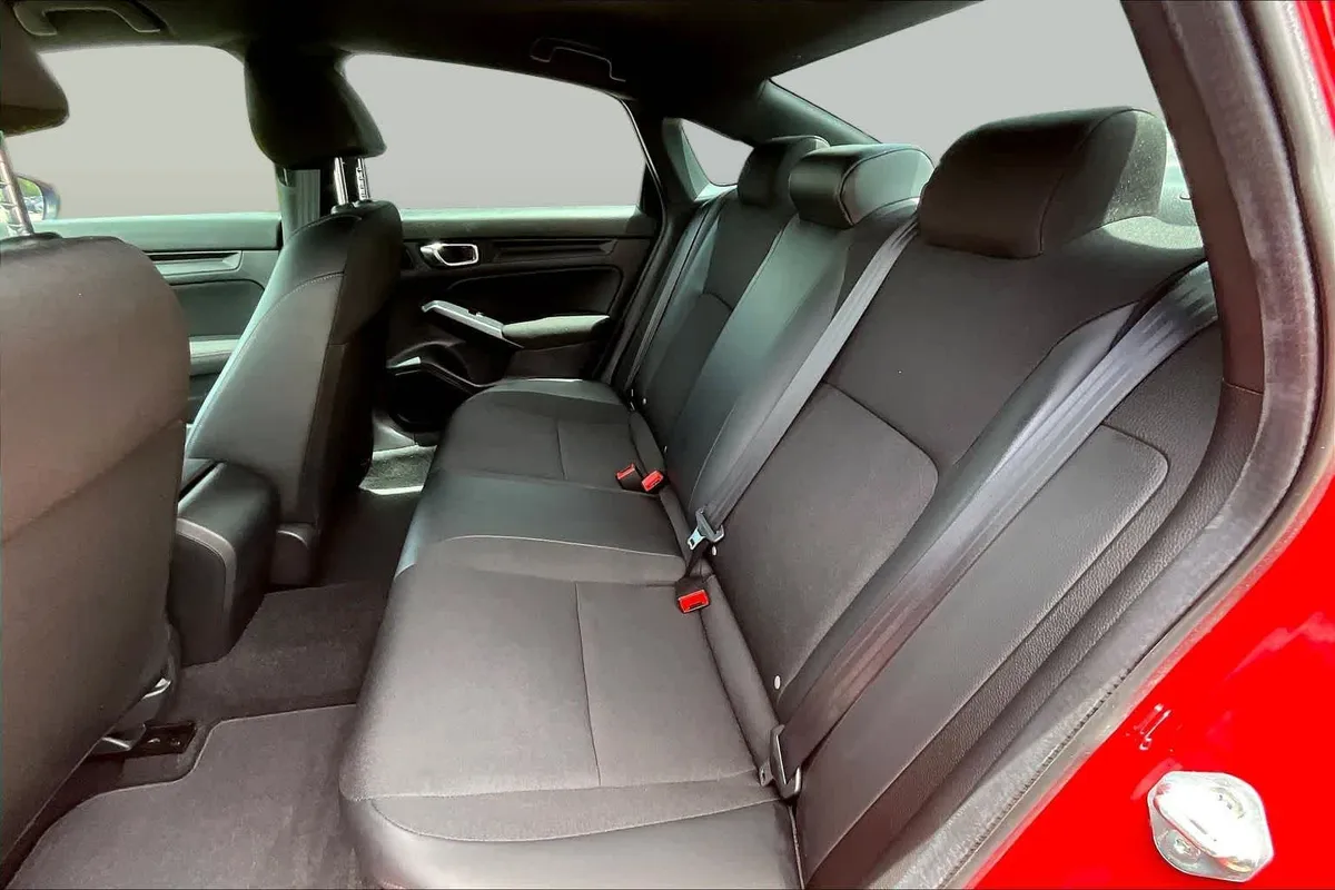 2024 Honda Civic Sport thumbnail 21