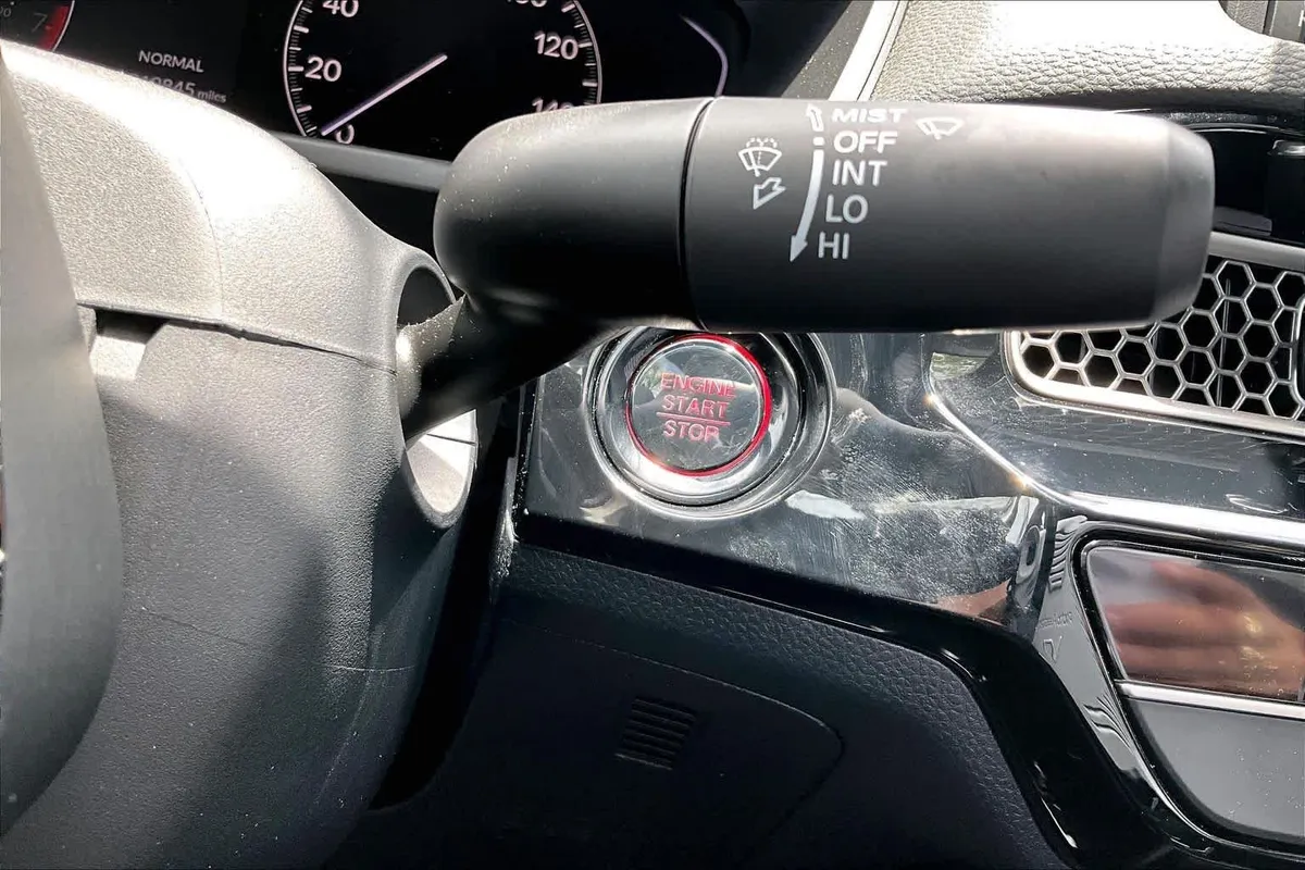 2024 Honda Civic Sport thumbnail 33