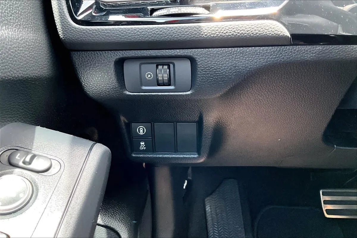 2024 Honda Civic Sport thumbnail 34