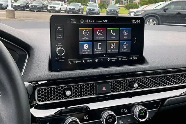2024 Honda Civic Touring thumbnail 22