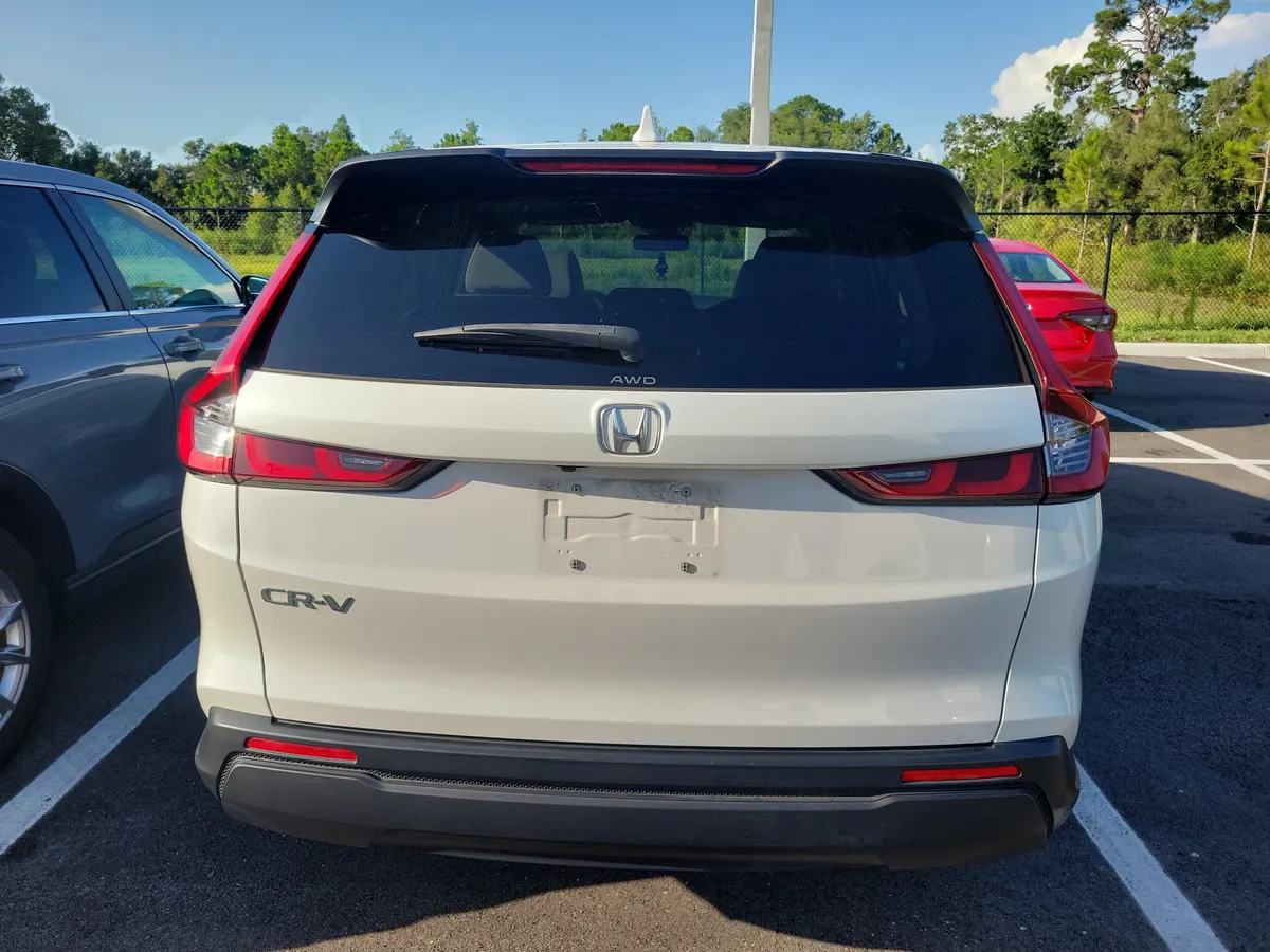 2024 Honda CR-V EX thumbnail 10