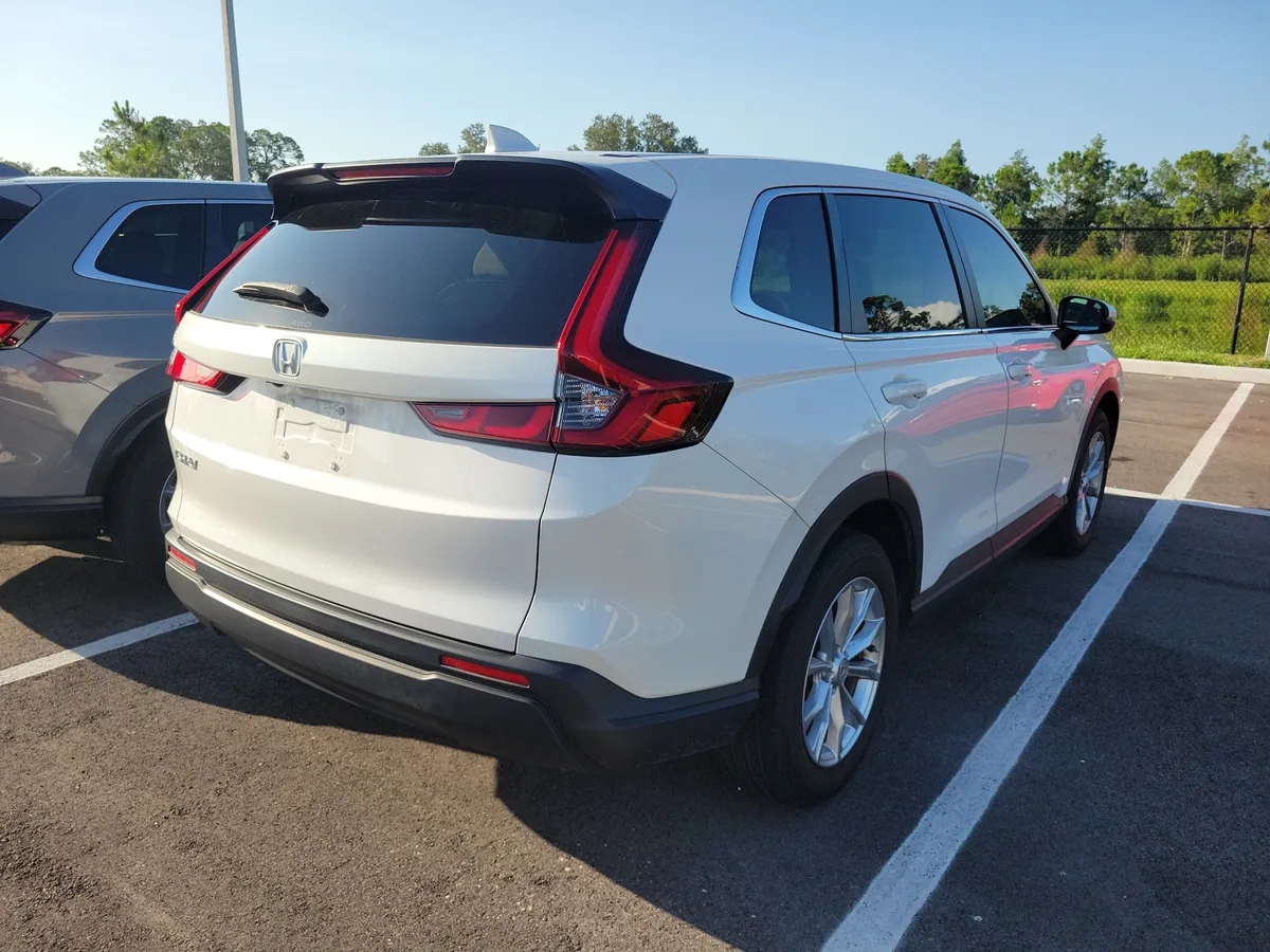 2024 Honda CR-V EX thumbnail 11