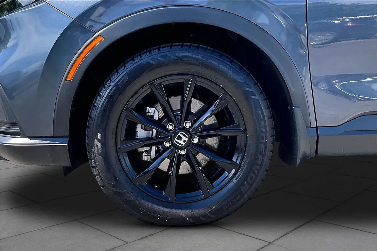 2024 Honda CR-V Hybrid Sport thumbnail 11