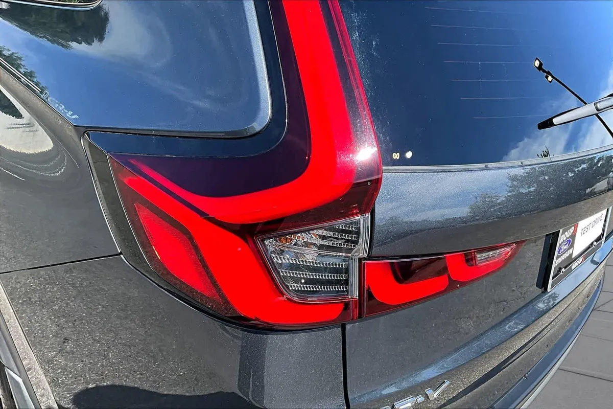 2024 Honda CR-V Hybrid Sport thumbnail 28