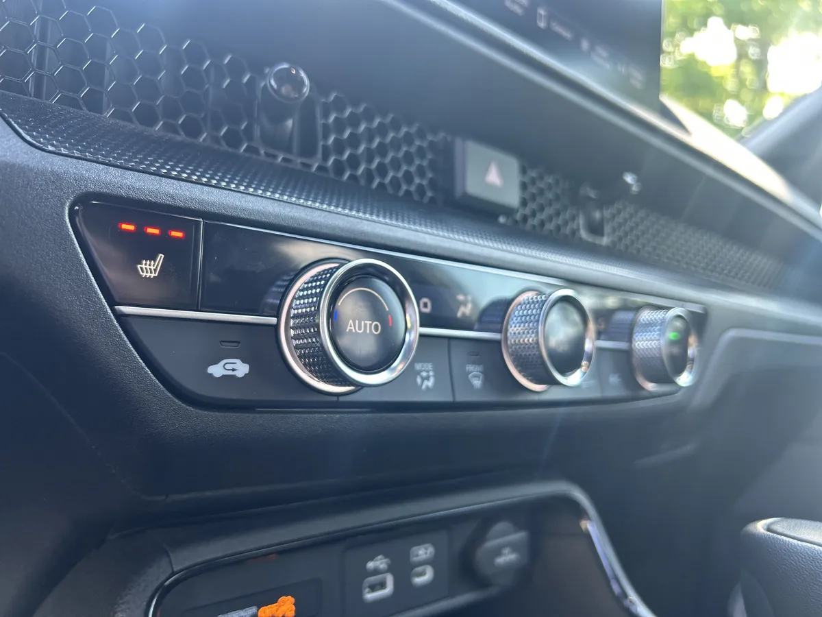 2024 Honda CR-V Hybrid Sport-L thumbnail 24