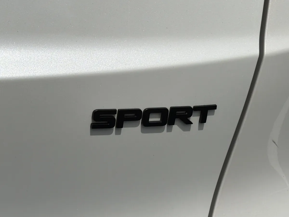 2024 Honda CR-V Hybrid Sport-L thumbnail 24