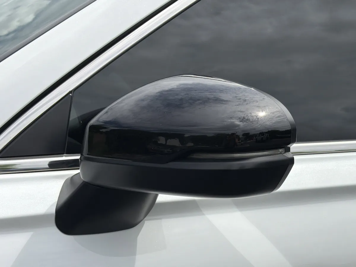 2024 Honda CR-V Hybrid Sport-L thumbnail 31
