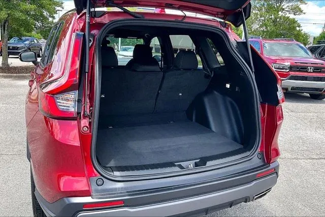 2024 Honda CR-V Hybrid Sport thumbnail 31