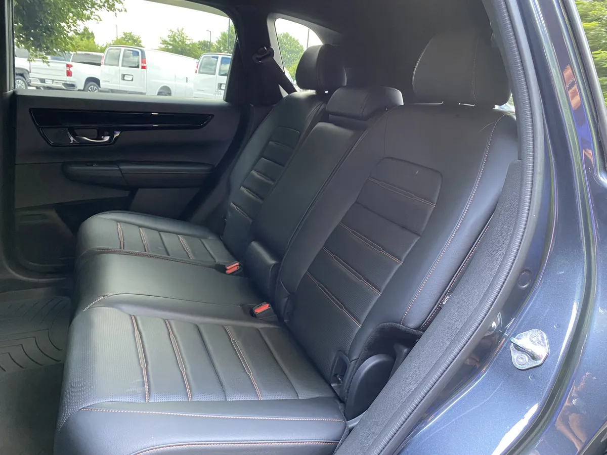 2024 Honda CR-V Hybrid Sport Touring thumbnail 35