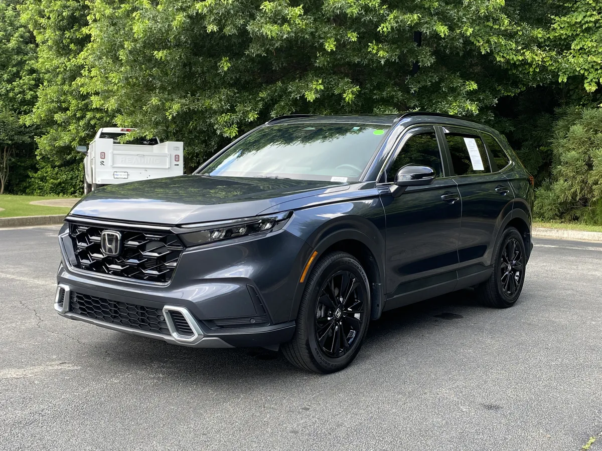 2024 Honda CR-V Hybrid Sport Touring thumbnail 4
