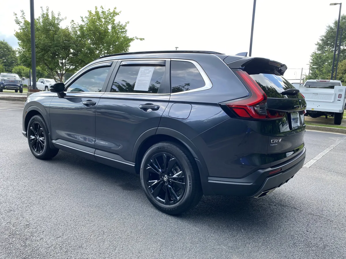 2024 Honda CR-V Hybrid Sport Touring thumbnail 6