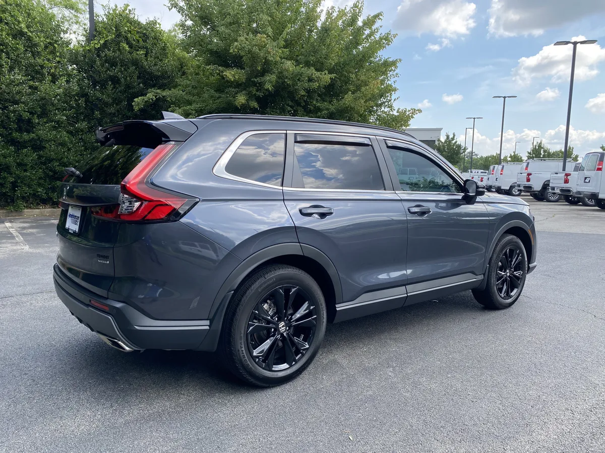 2024 Honda CR-V Hybrid Sport Touring thumbnail 8