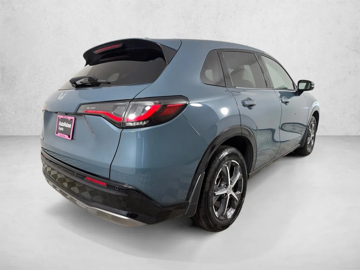 2024 Honda HR-V EX-L thumbnail 4