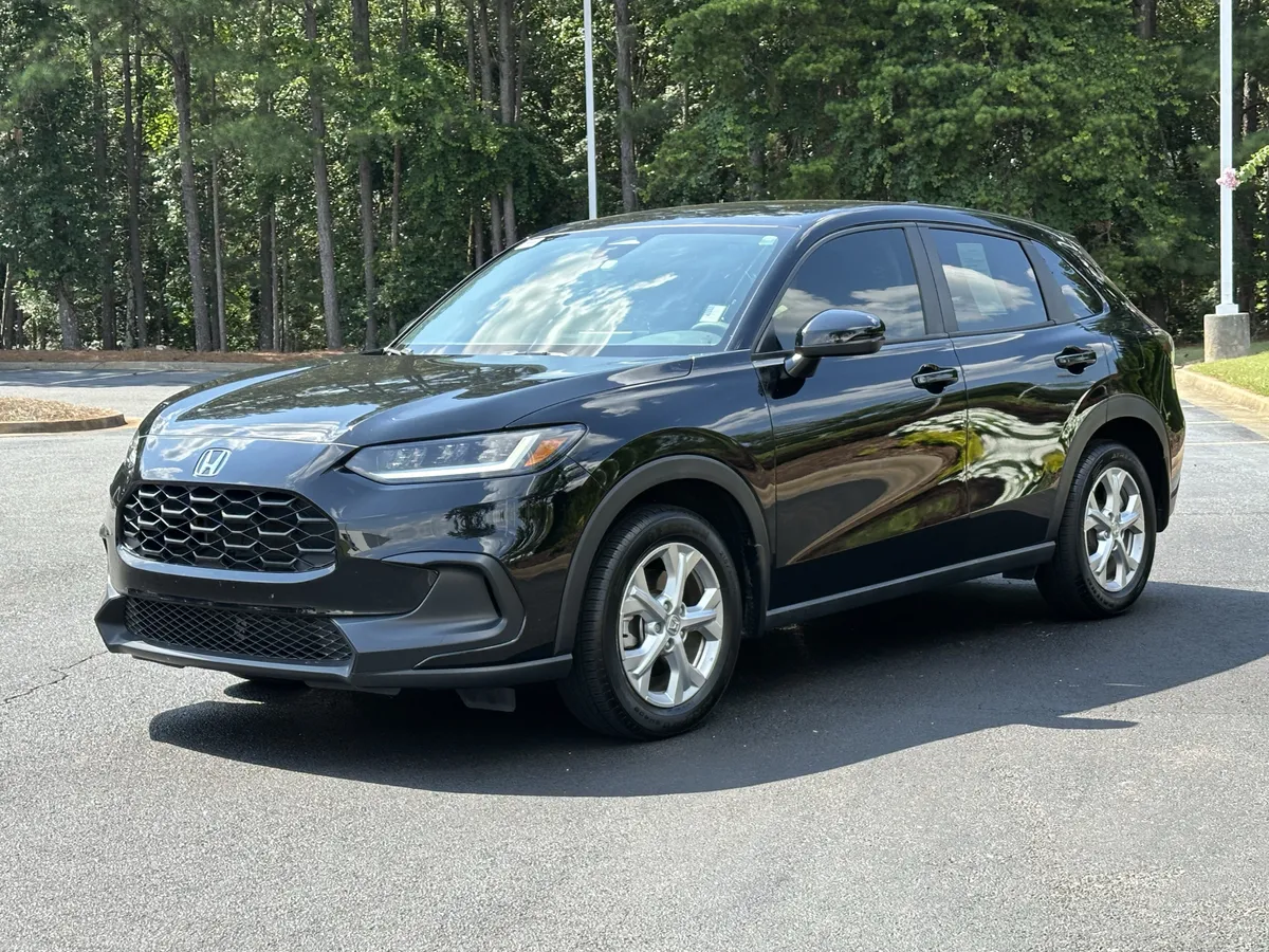 2024 Honda HR-V LX 2WD CVT thumbnail 4