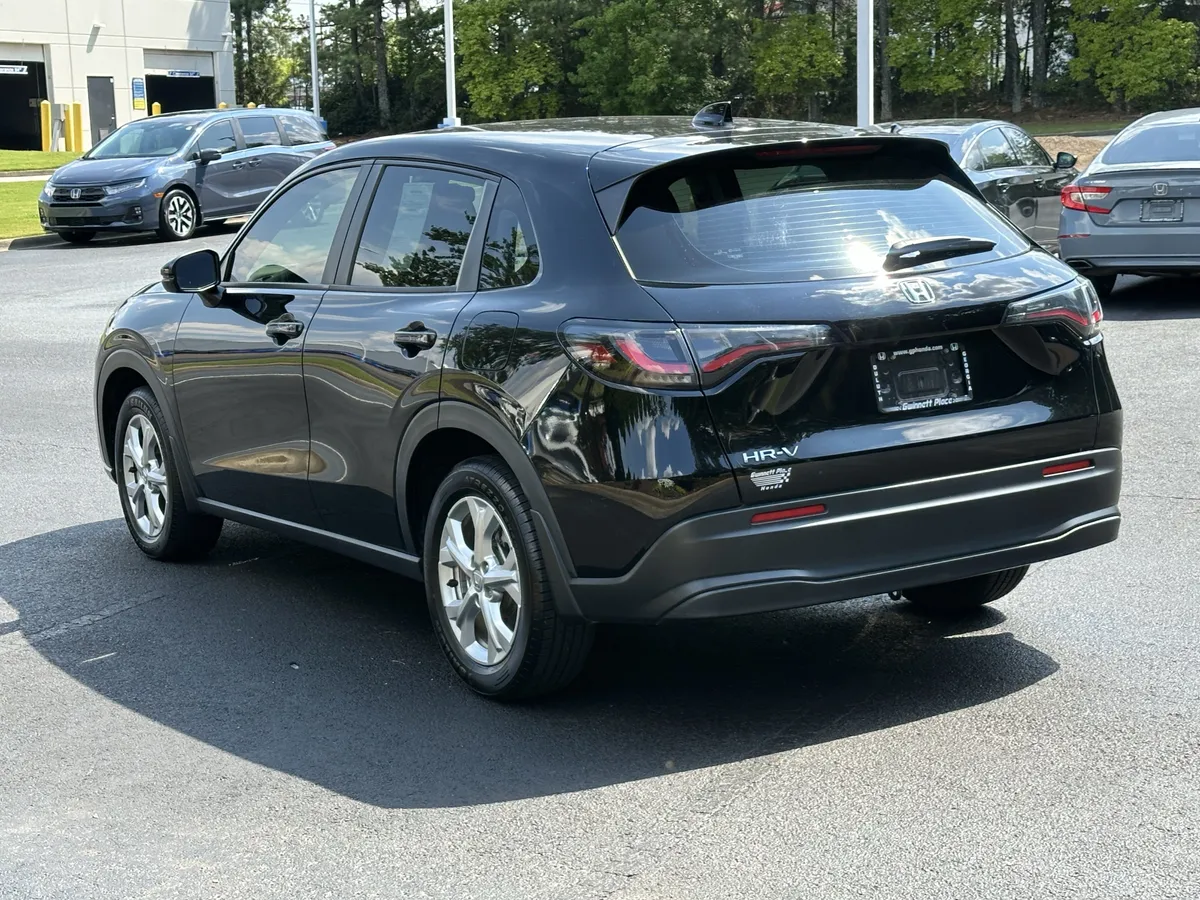 2024 Honda HR-V LX 2WD CVT thumbnail 8