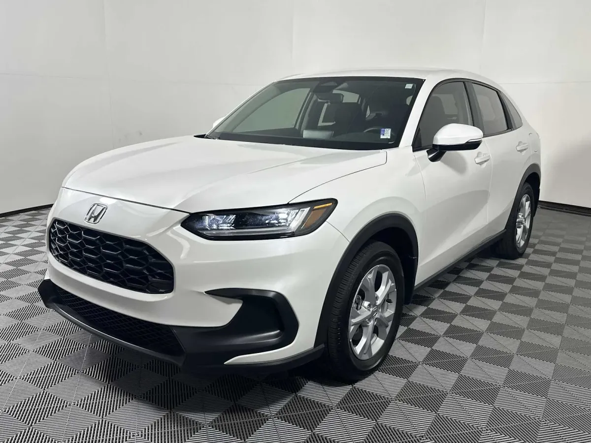 2024 Honda HR-V LX thumbnail 3