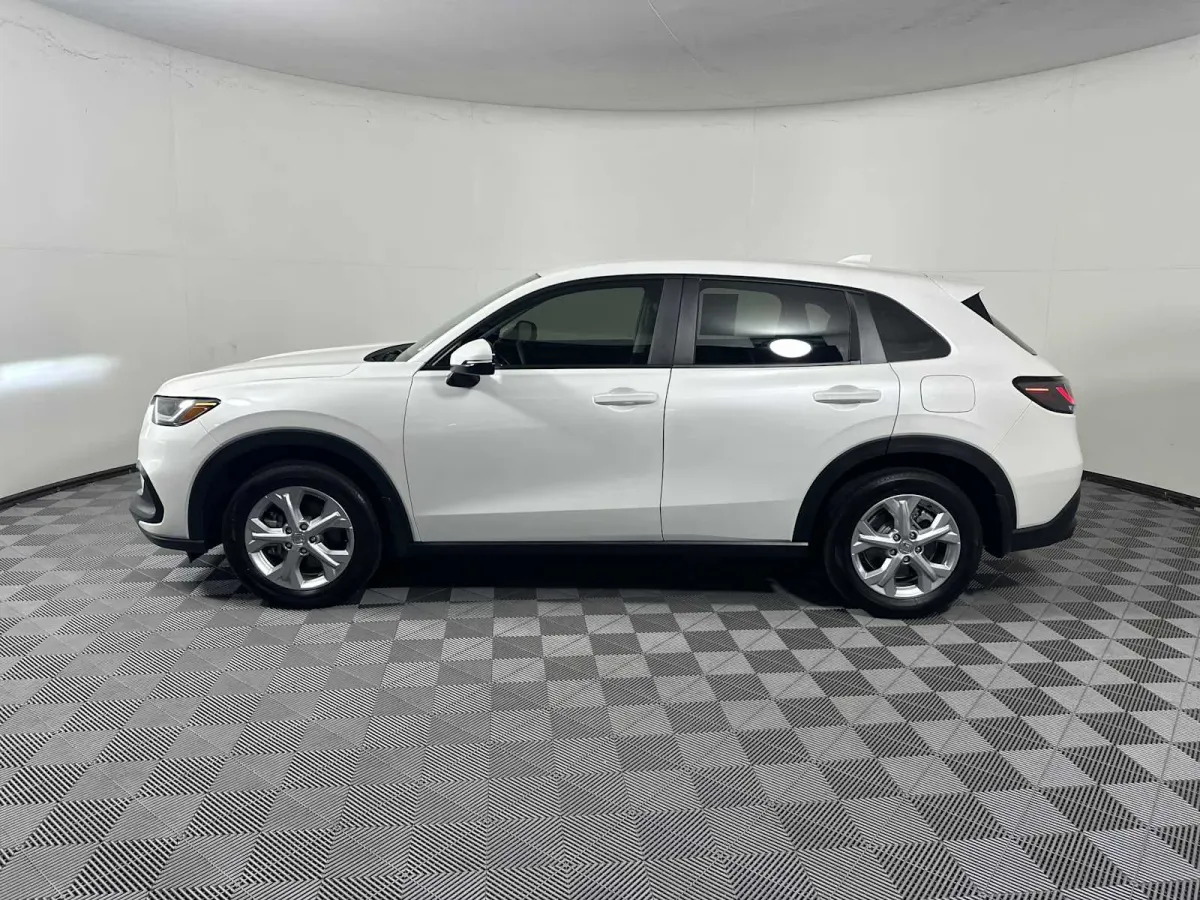 2024 Honda HR-V LX thumbnail 4