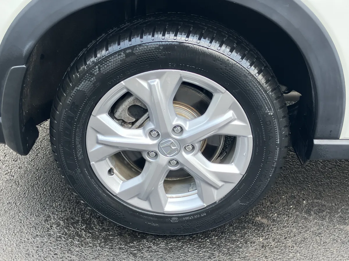 2024 Honda HR-V LX AWD CVT thumbnail 13