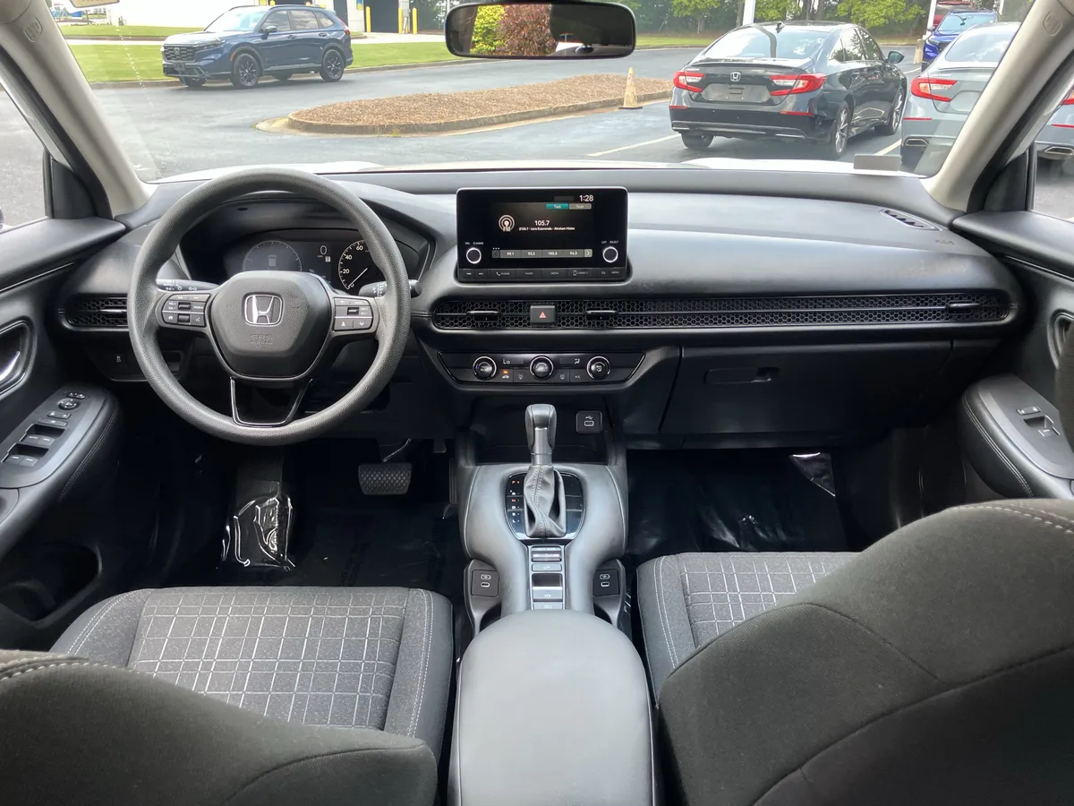 2024 Honda HR-V LX AWD CVT thumbnail 30