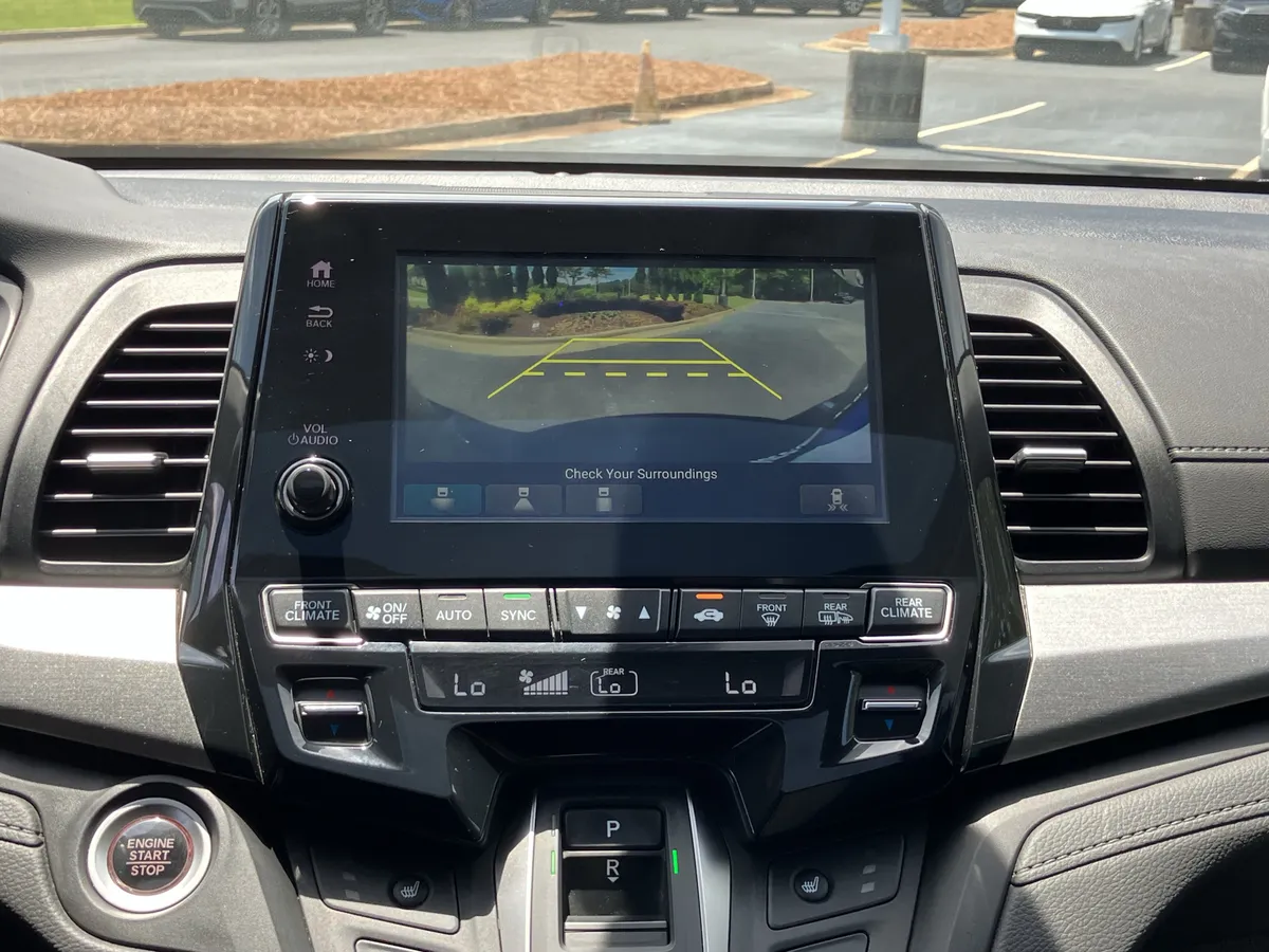 2024 Honda Odyssey EX-L Auto thumbnail 27