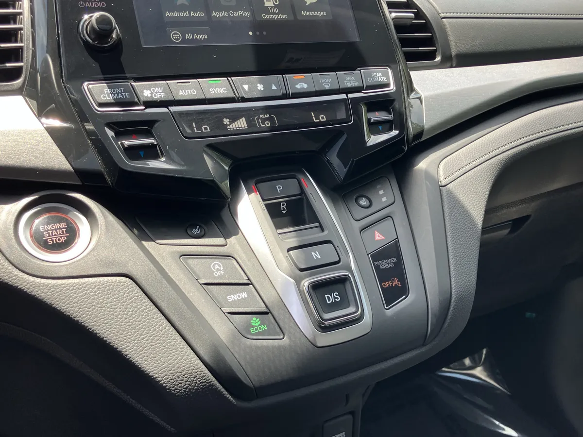 2024 Honda Odyssey EX-L Auto thumbnail 28