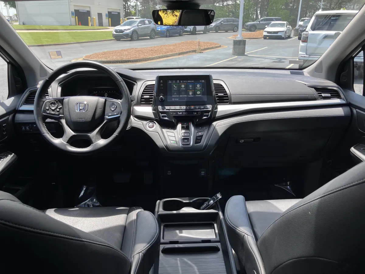 2024 Honda Odyssey EX-L Auto thumbnail 32