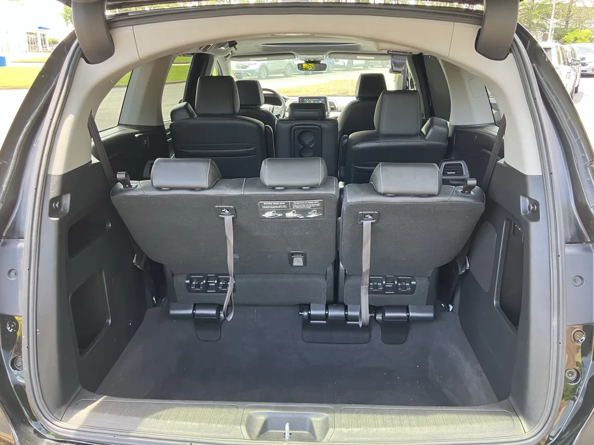 2024 Honda Odyssey EX-L Auto thumbnail 34