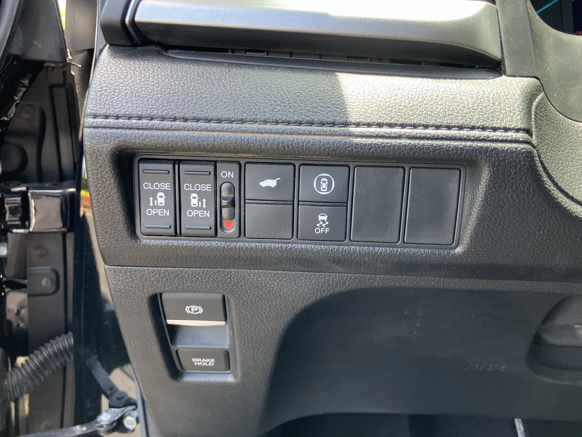 2024 Honda Odyssey EX-L Auto thumbnail 56