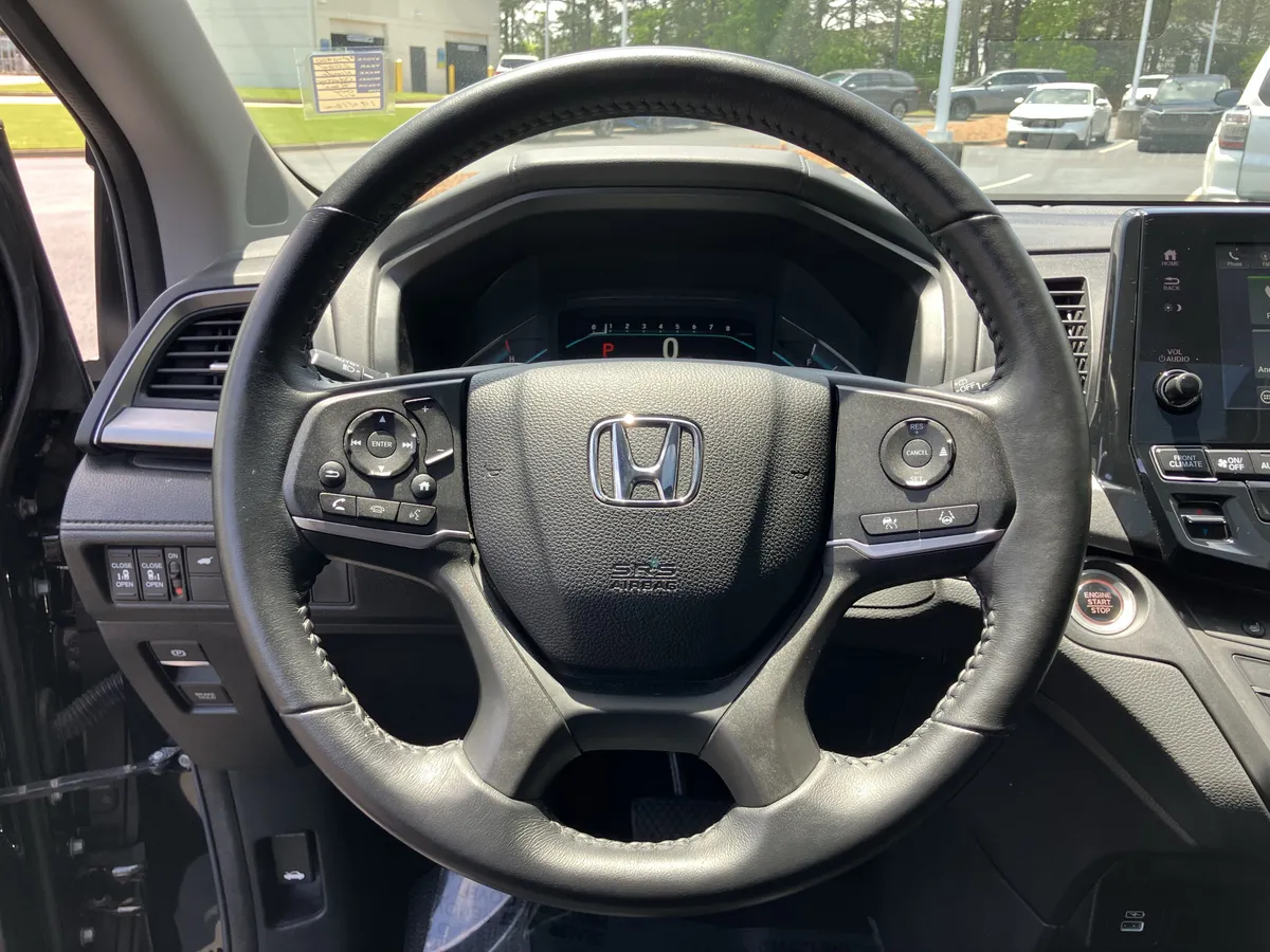 2024 Honda Odyssey EX-L Auto thumbnail 57