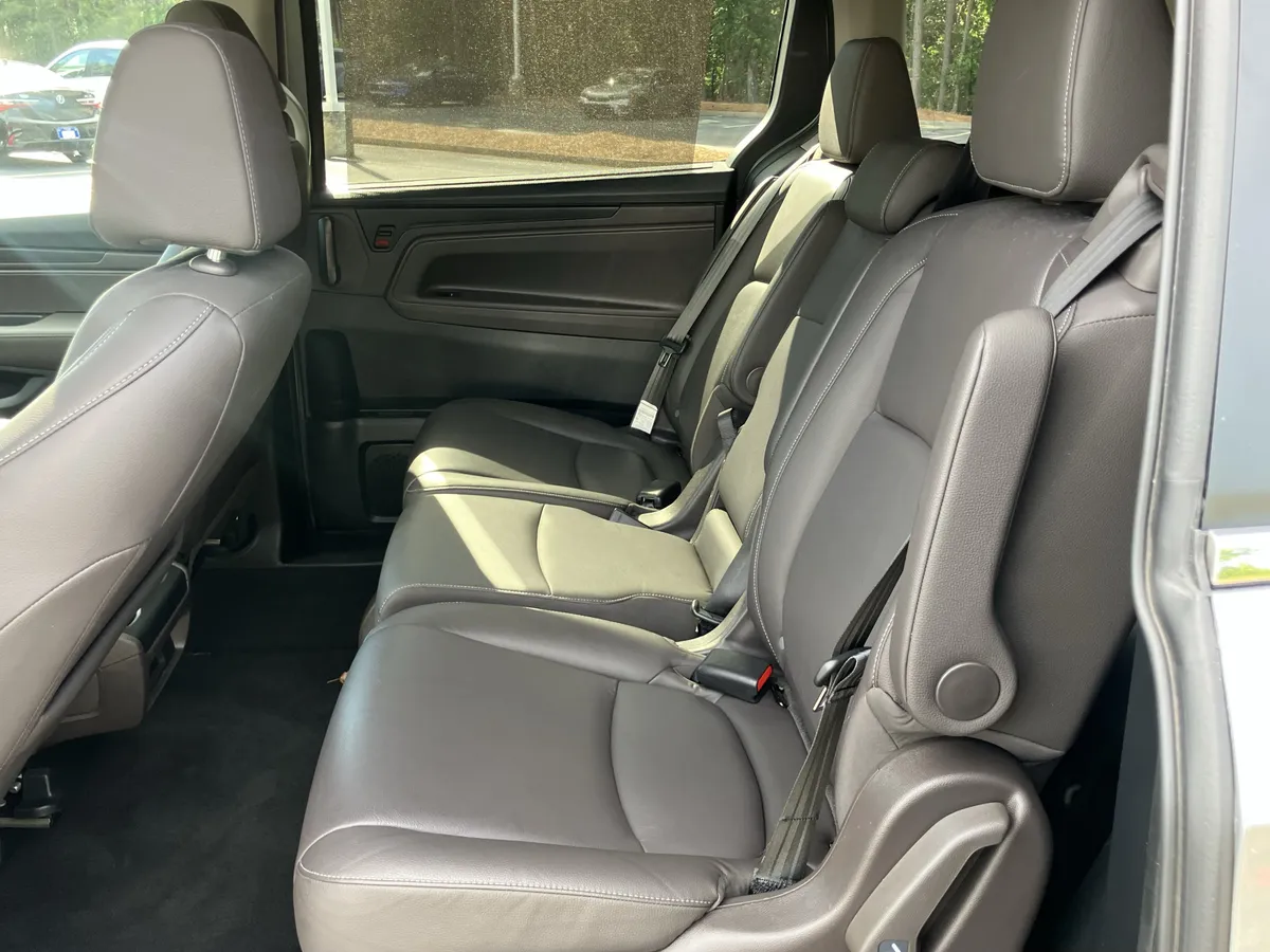 2024 Honda Odyssey EX-L Auto thumbnail 34
