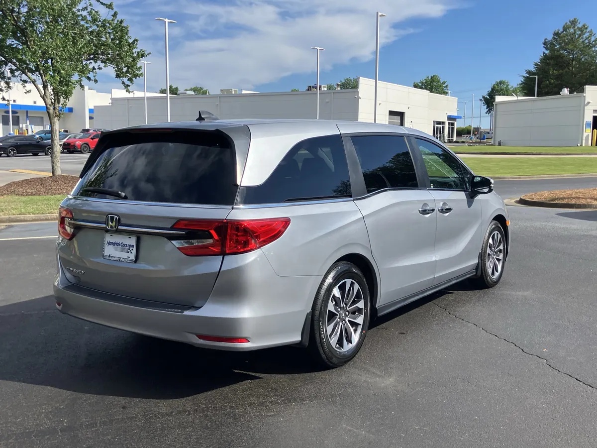 2024 Honda Odyssey EX-L Auto thumbnail 47